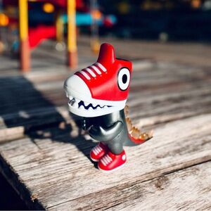 Laces Tokimondo Figurine Tokidoki Collectible Art Figure Japanese Kaiju Sneakers